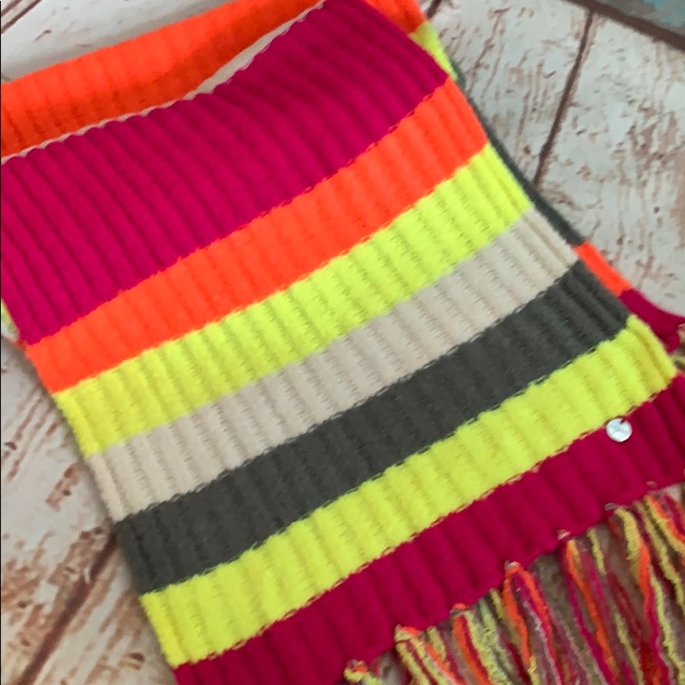 💕SOLD 💕NWT EXPRESS Neon Color Block Knit Scarf